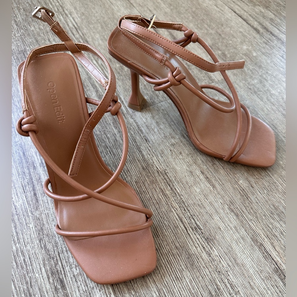 Open Edit tan strappy heels